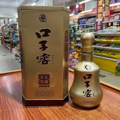 Four Aroma Families: How to Read a Baijiu Label Like a Connoisseur
